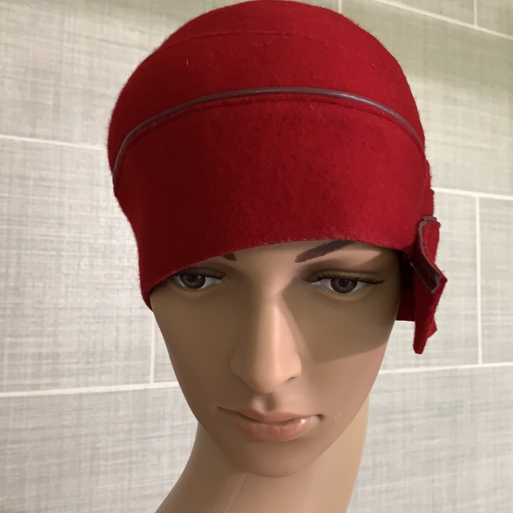 Julie Dubois hand made chapeau - made in Paris